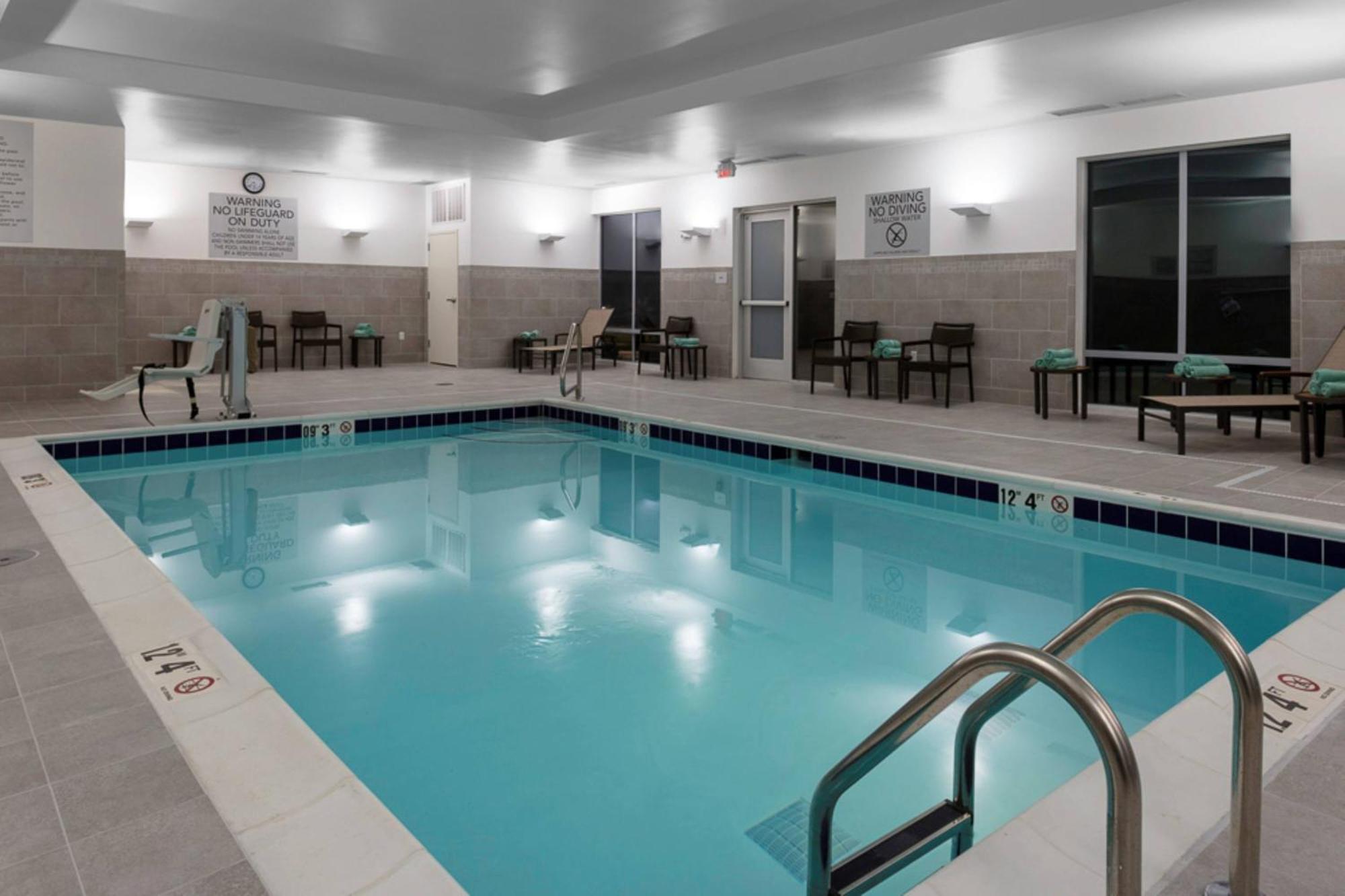 Courtyard By Marriott Indianapolis West-Speedway Ξενοδοχείο Εξωτερικό φωτογραφία