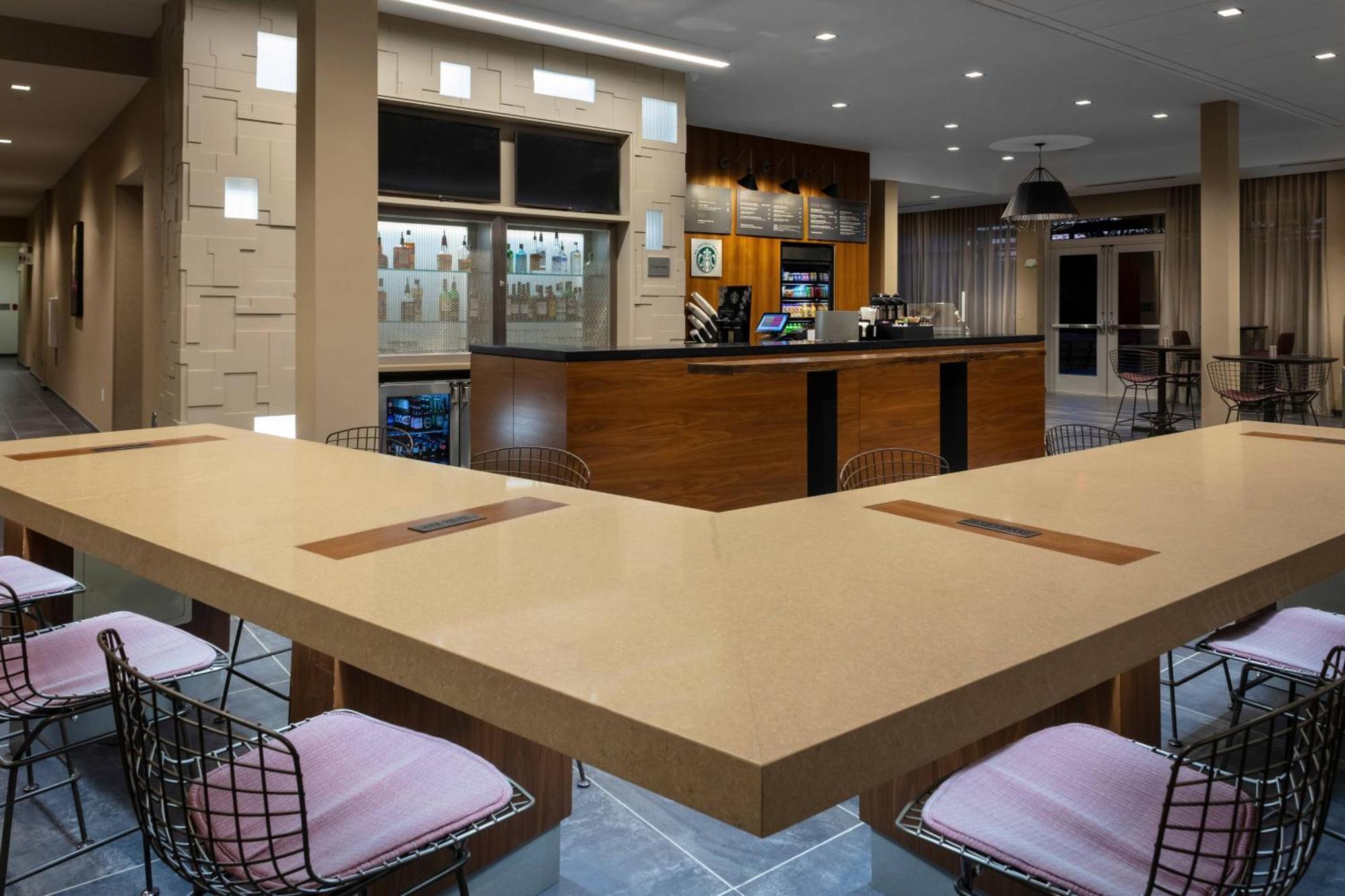 Courtyard By Marriott Indianapolis West-Speedway Ξενοδοχείο Εξωτερικό φωτογραφία