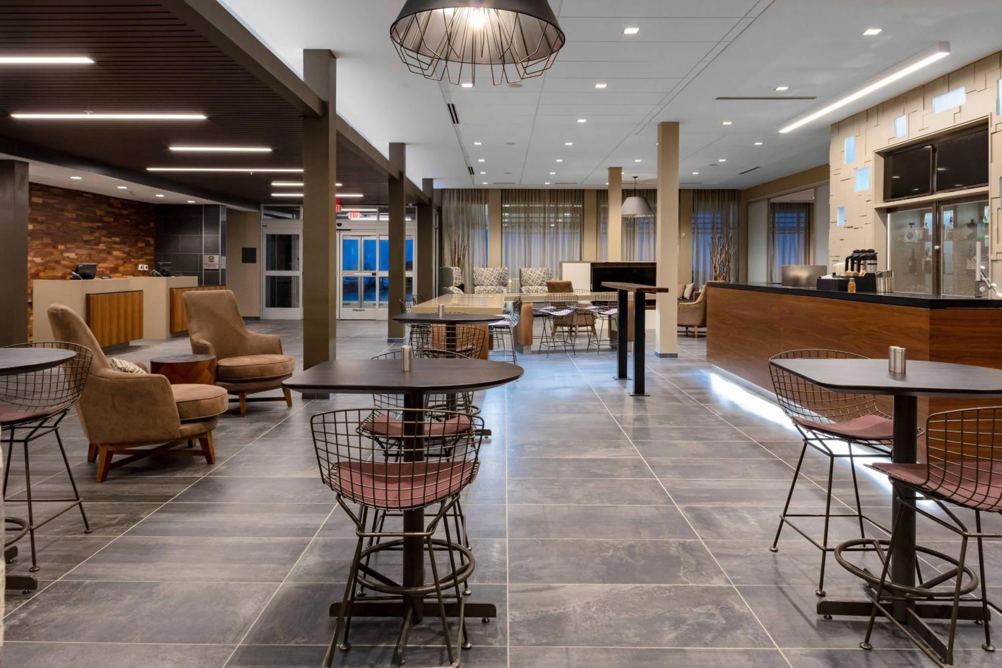 Courtyard By Marriott Indianapolis West-Speedway Ξενοδοχείο Εξωτερικό φωτογραφία