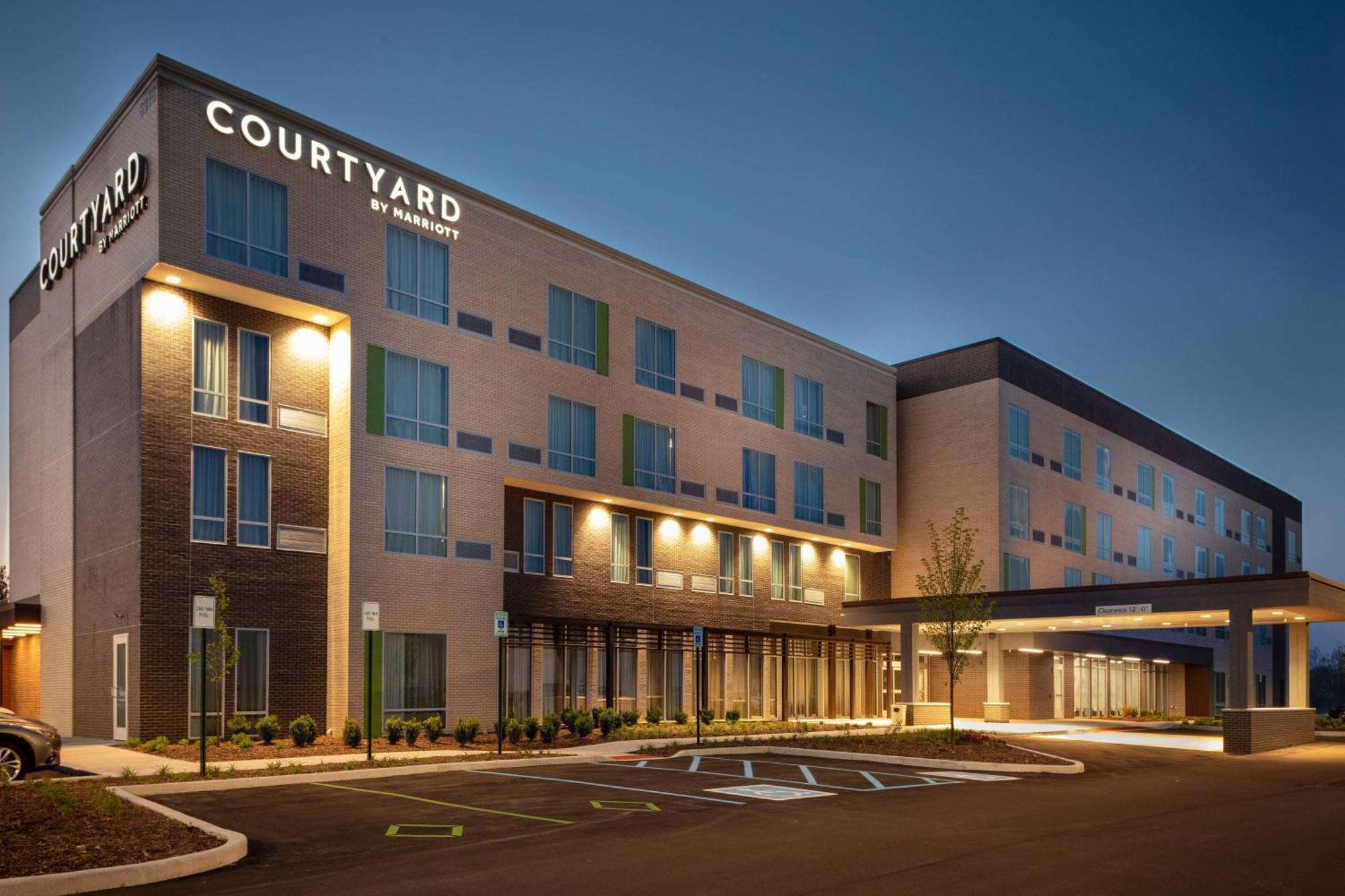 Courtyard By Marriott Indianapolis West-Speedway Ξενοδοχείο Εξωτερικό φωτογραφία