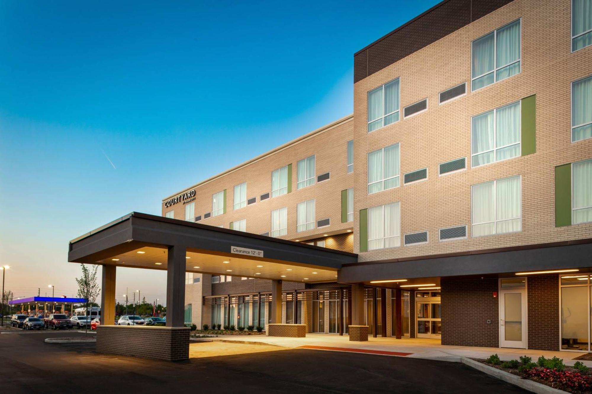 Courtyard By Marriott Indianapolis West-Speedway Ξενοδοχείο Εξωτερικό φωτογραφία